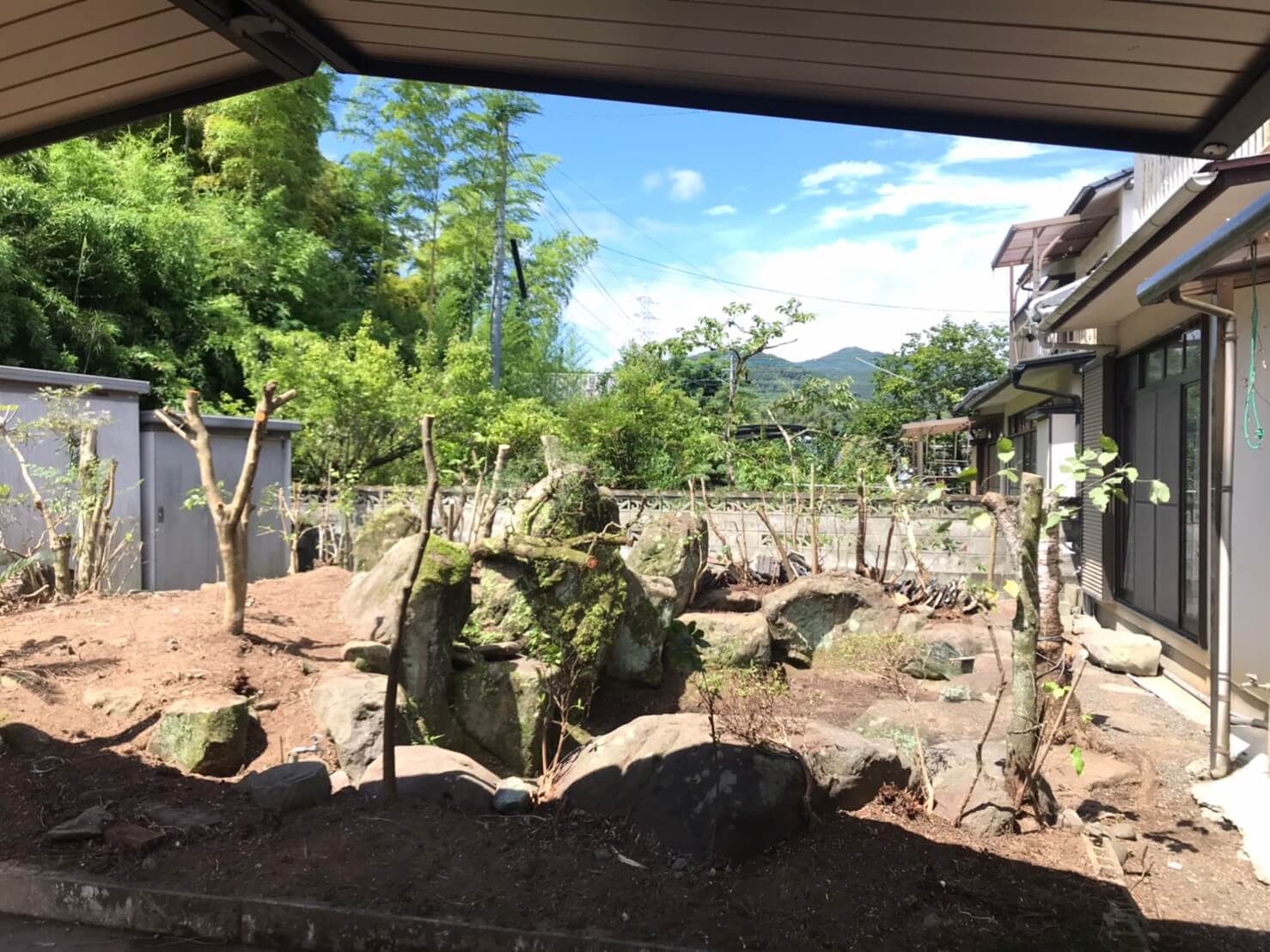 明るくすっきりとしたお庭に！